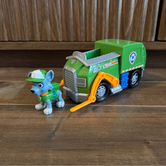 Paw Patrol Rocky Recycle Truck - Picture 2 of 2